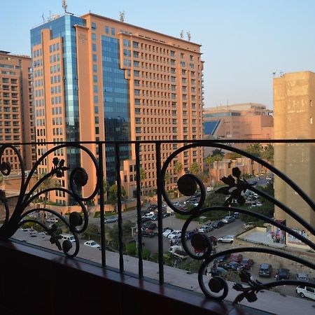 Perfect Apartment In Prime Location Кайро Екстериор снимка